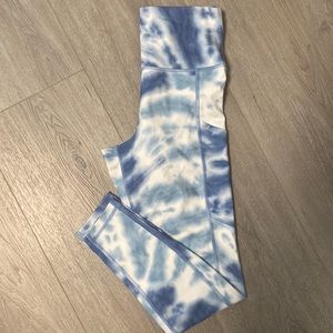 Tie dyed American Eagle pocket leggings